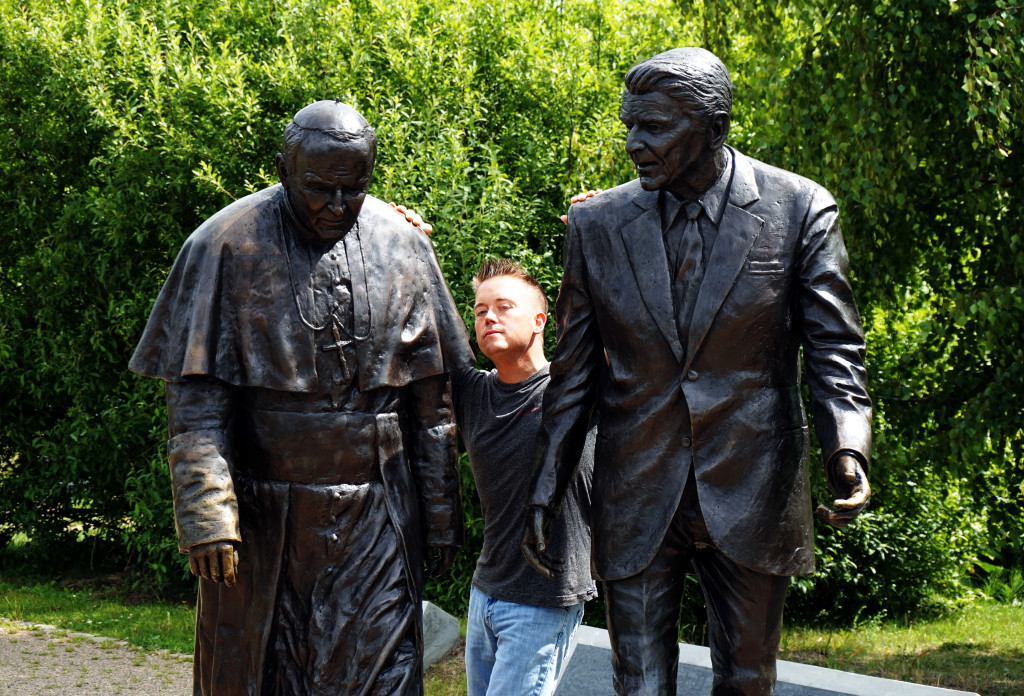 the pope and reagan in gdansk, poland