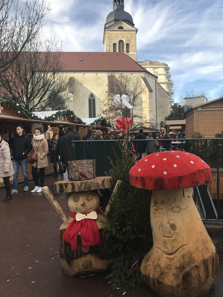 lake annecy france french christmas market