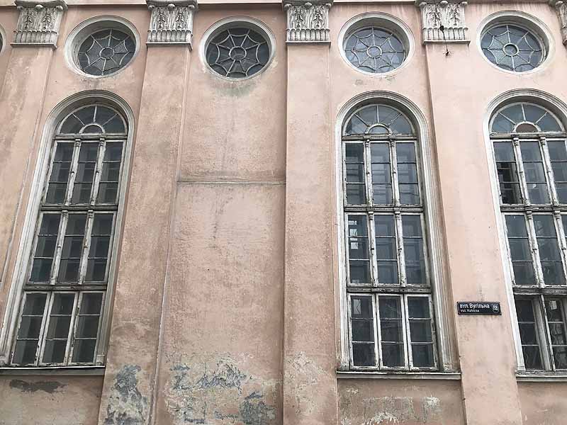 synagogue in lviv, ukraine